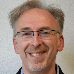 Dr. Jörg Teichert